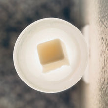 Load image into Gallery viewer, Hand poured natural soy highly scented wax melts various high quality limited edition scents 2.5 ounce clamshell