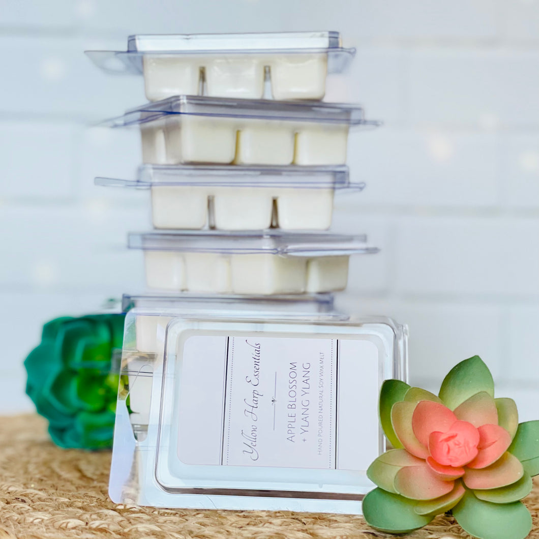 Hand poured natural soy highly scented wax melts various high quality limited edition scents 2.5 ounce clamshell